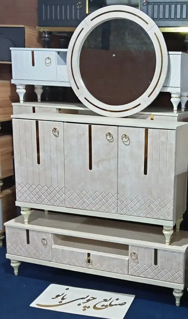 کد ۷۷۰۰ میزتلویزیون کنسول با آینه ست هم دیگه 7700|بوفه، ویترین، کنسول|قم, قلعه کامکار|دیوار