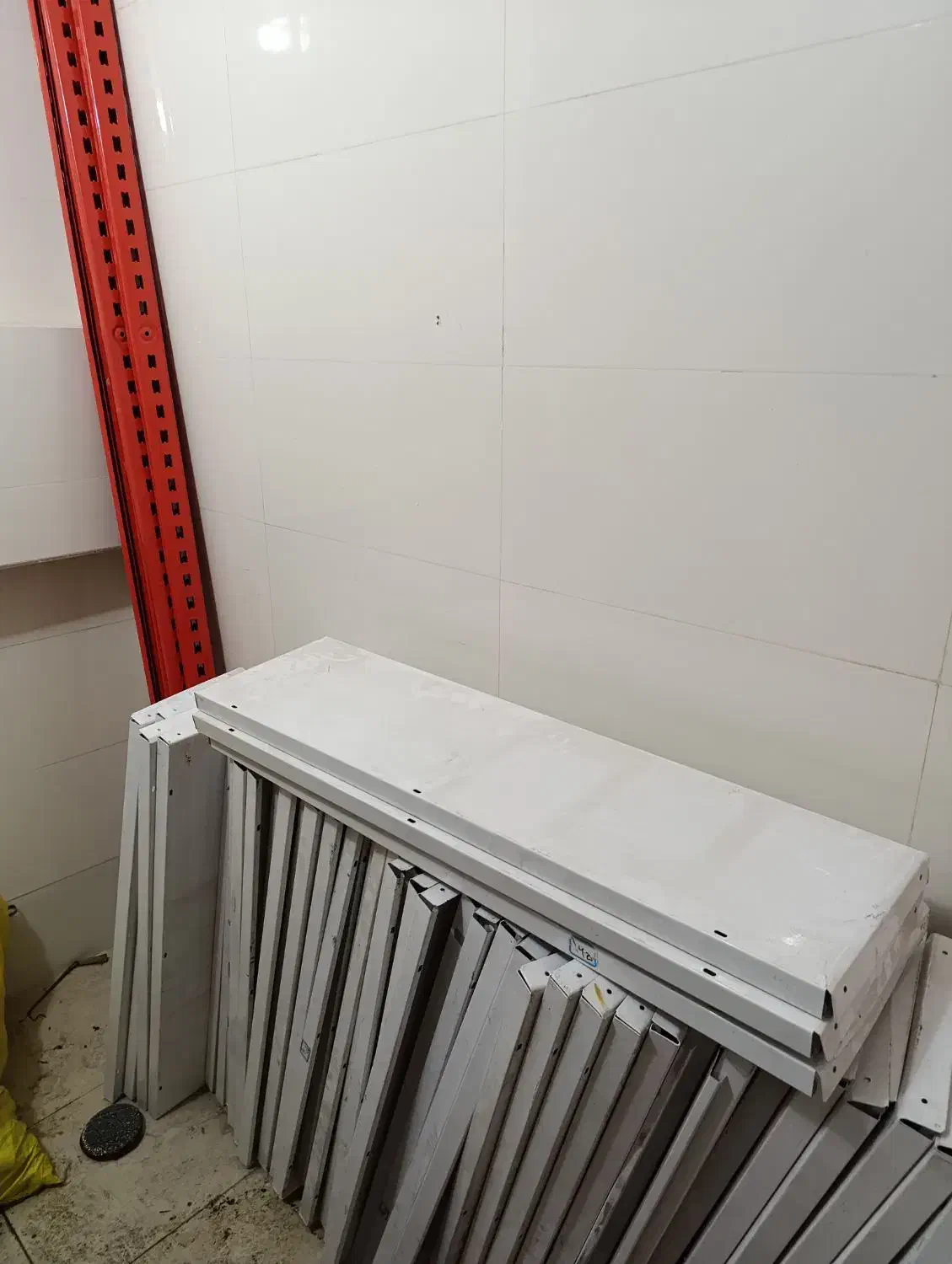 قفسه فروشگاهی در حد|حراج|قرچک, باقرآباد|دیوار