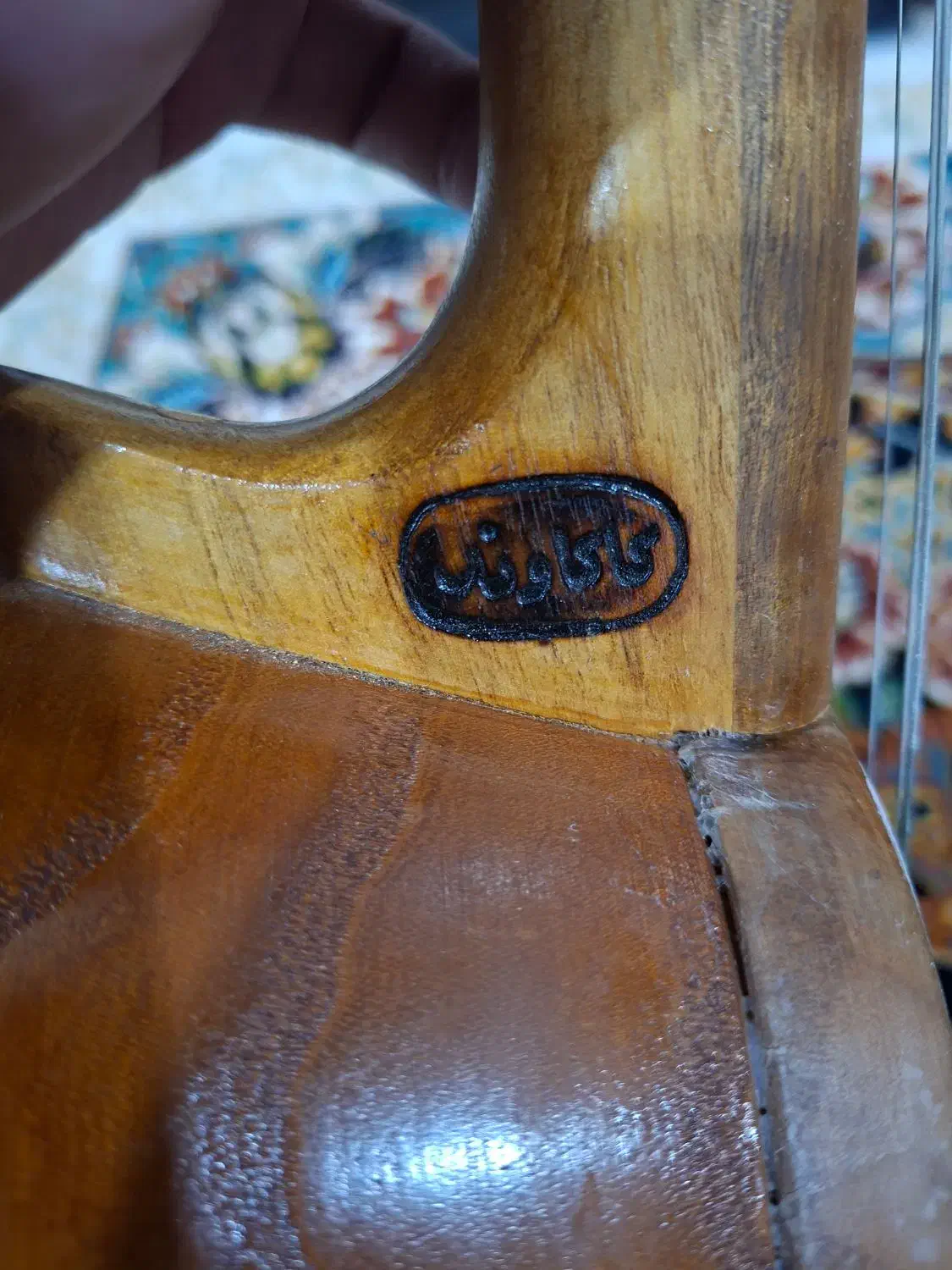 کمانچه|سازهای سنتی|آبدانان, |دیوار