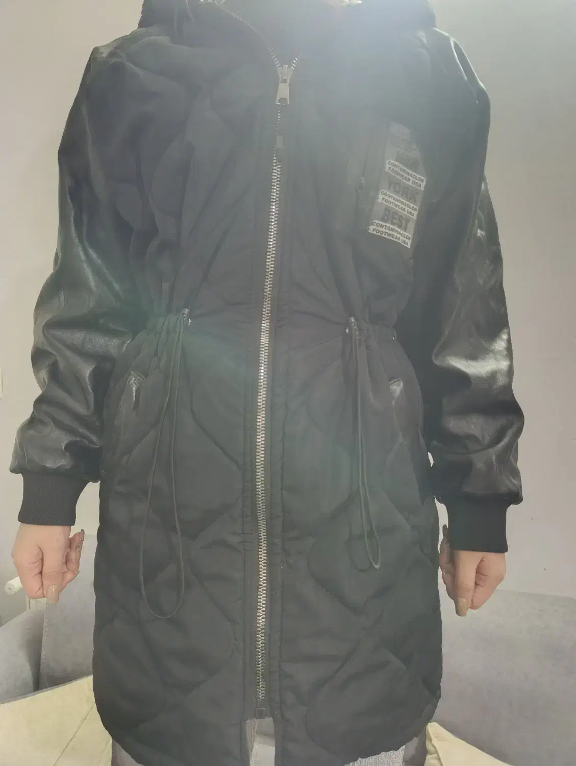 کاپشن نو|لباس|شاهینشهر, گزبرخوار|دیوار