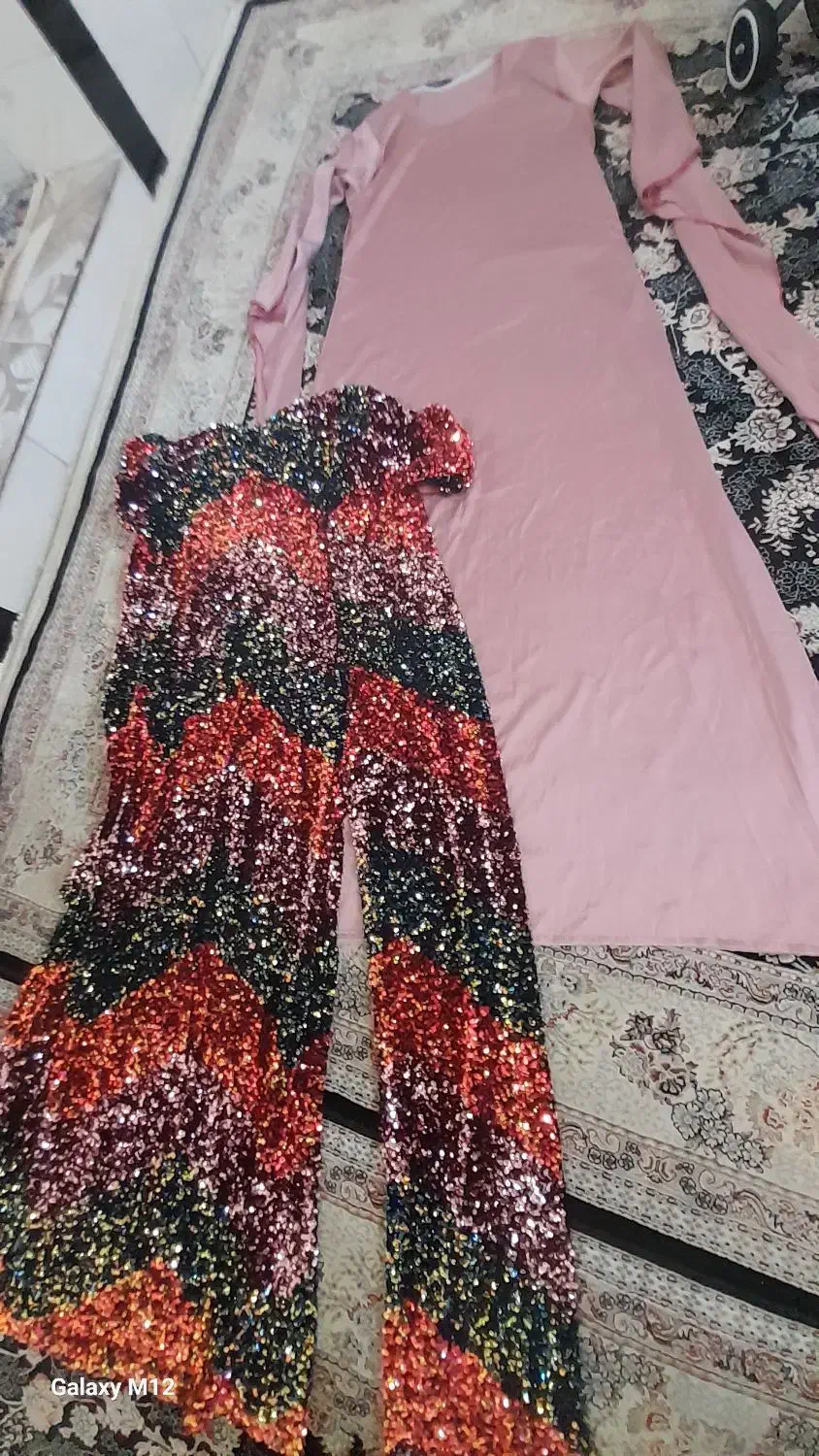 کراس کوا|لباس|سنندج, |دیوار