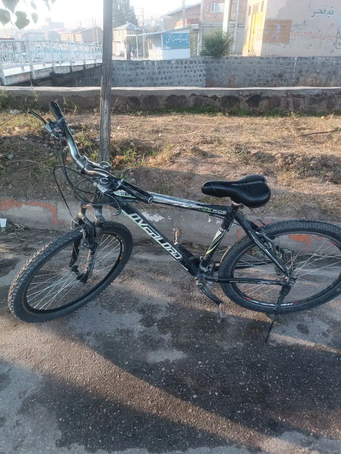 یک دوچرخه 26|دوچرخه، اسکیت، اسکوتر|خلخال, |دیوار