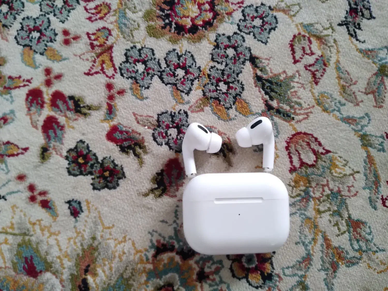ایرپاد مدل Airpods Pro هست|لوازم جانبی موبایل و تبلت|نهاوند, |دیوار