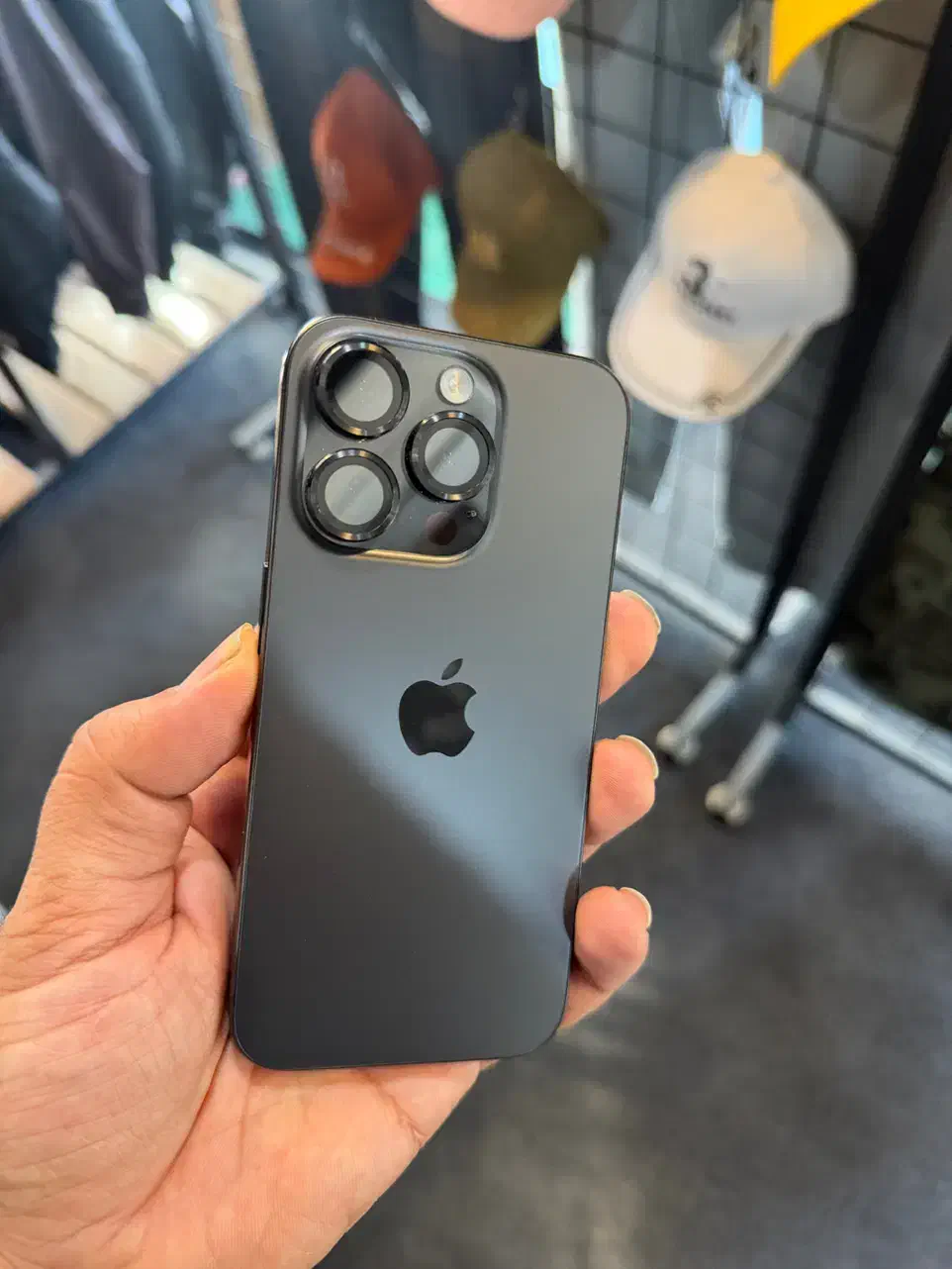 15pro|موبایل|مینودشت, |دیوار