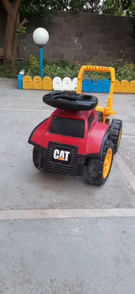 اسباب بازی|اسباببازی بچه|چالوس, |دیوار