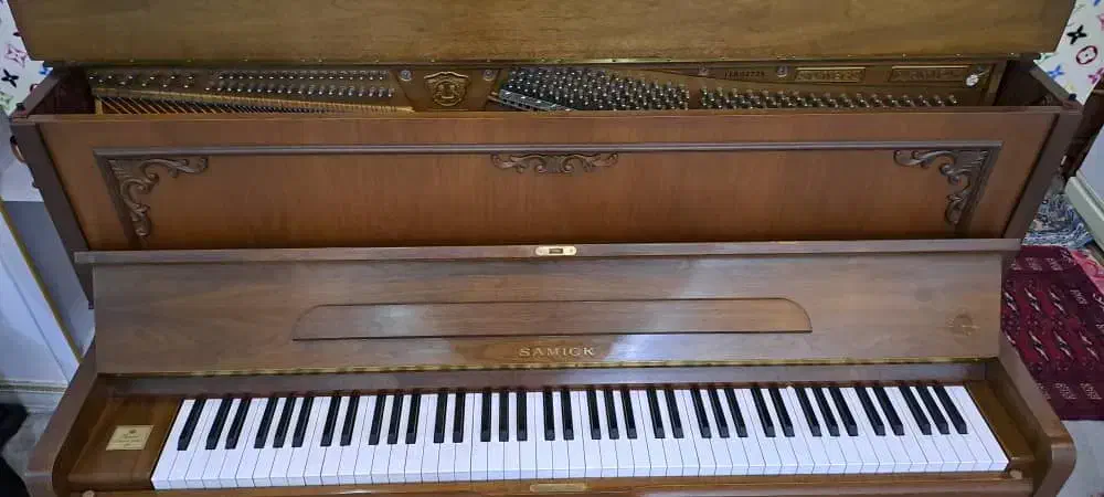 پیانو آگوستیک SAMICK|پیانو، کیبورد، آکاردئون|شیراز, مسلم|دیوار