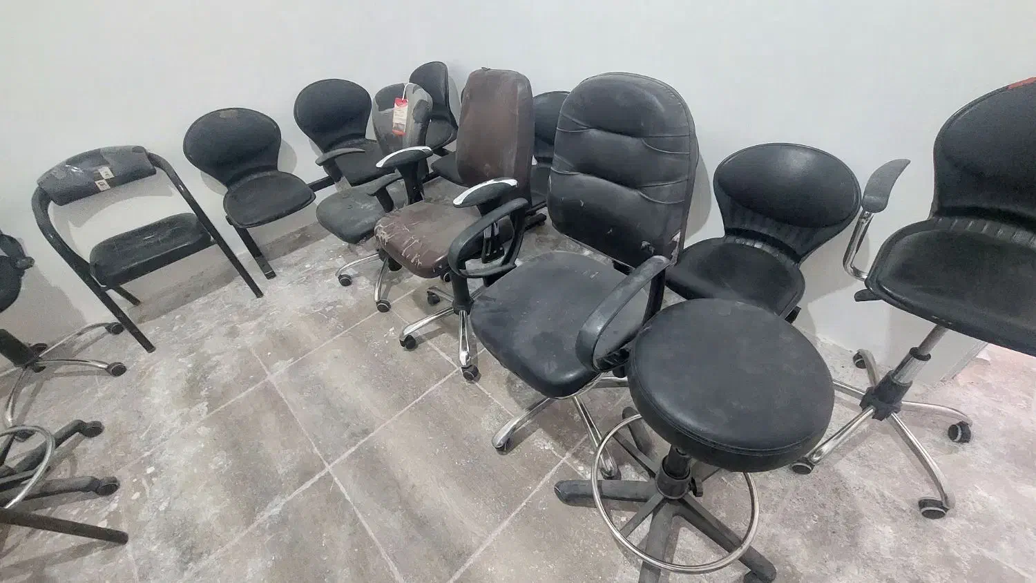 صندلی|صندلی و نیمکت|مشهد, فریزی|دیوار