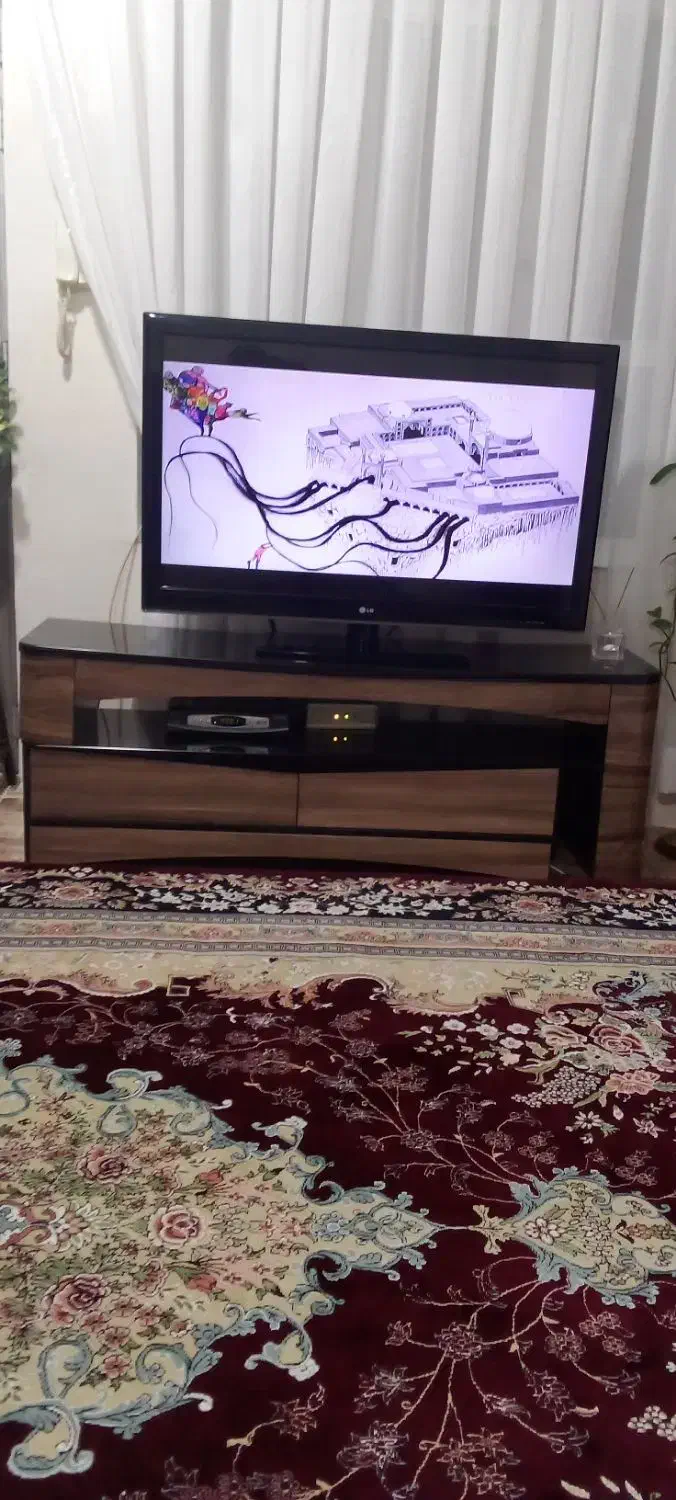 میز تلوزیون|میز تلویزیون|قره ضیاالدین, |دیوار