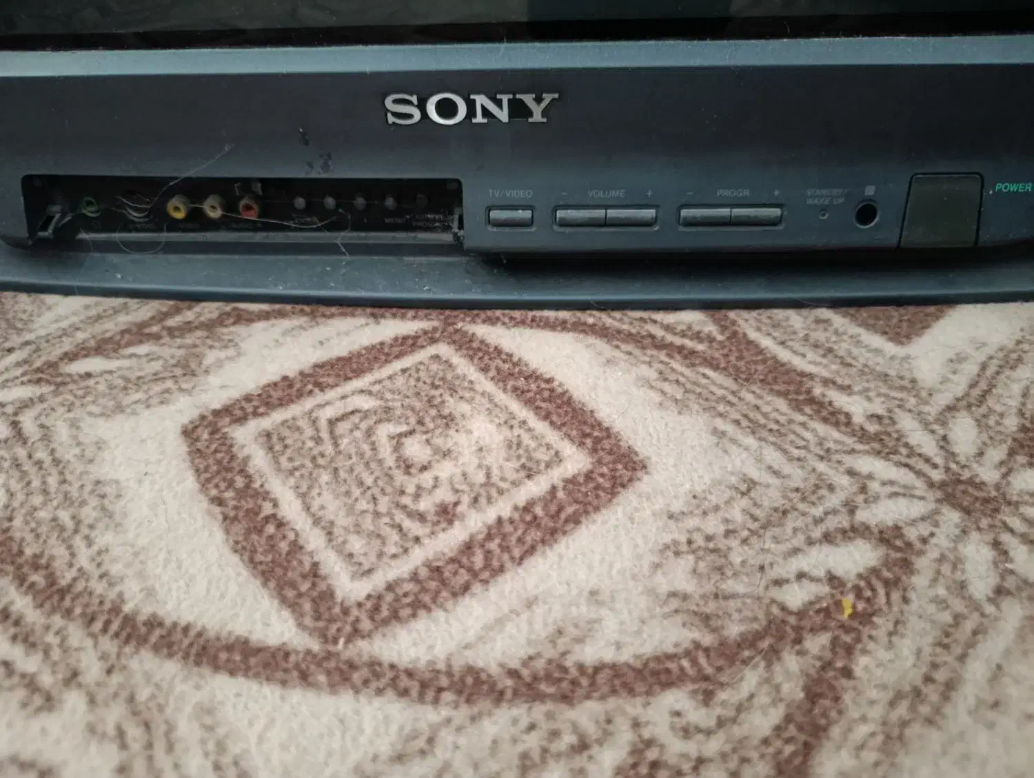 تلویزیون ۲۹ اینچ|تلویزیون و پروژکتور|قائم‌شهر, |دیوار