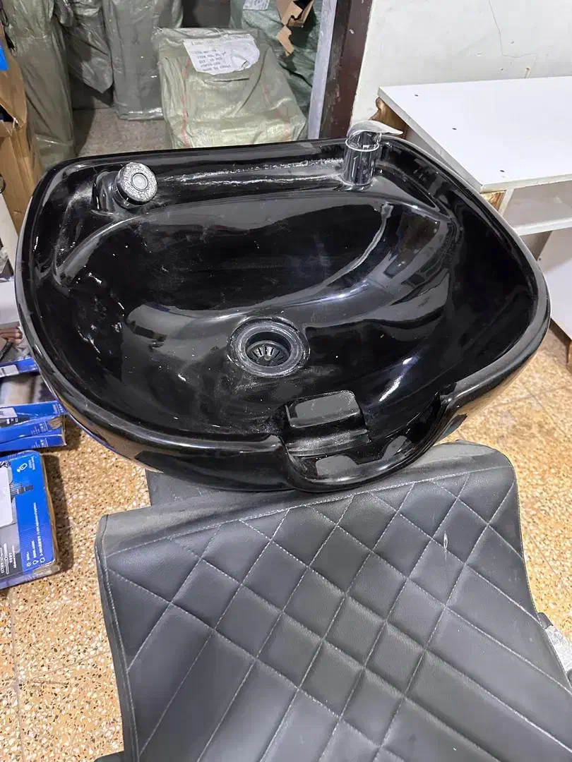 وسایل سالن|آرایشگاه و سالن‌های زیبایی|بهبهان, |دیوار