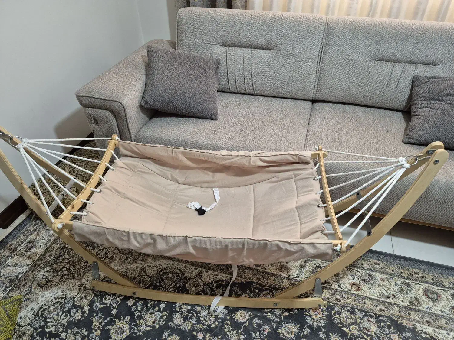 ننوگهواره درحدنو|تخت و صندلی بچه|هشتگرد, شهرک گلها|دیوار