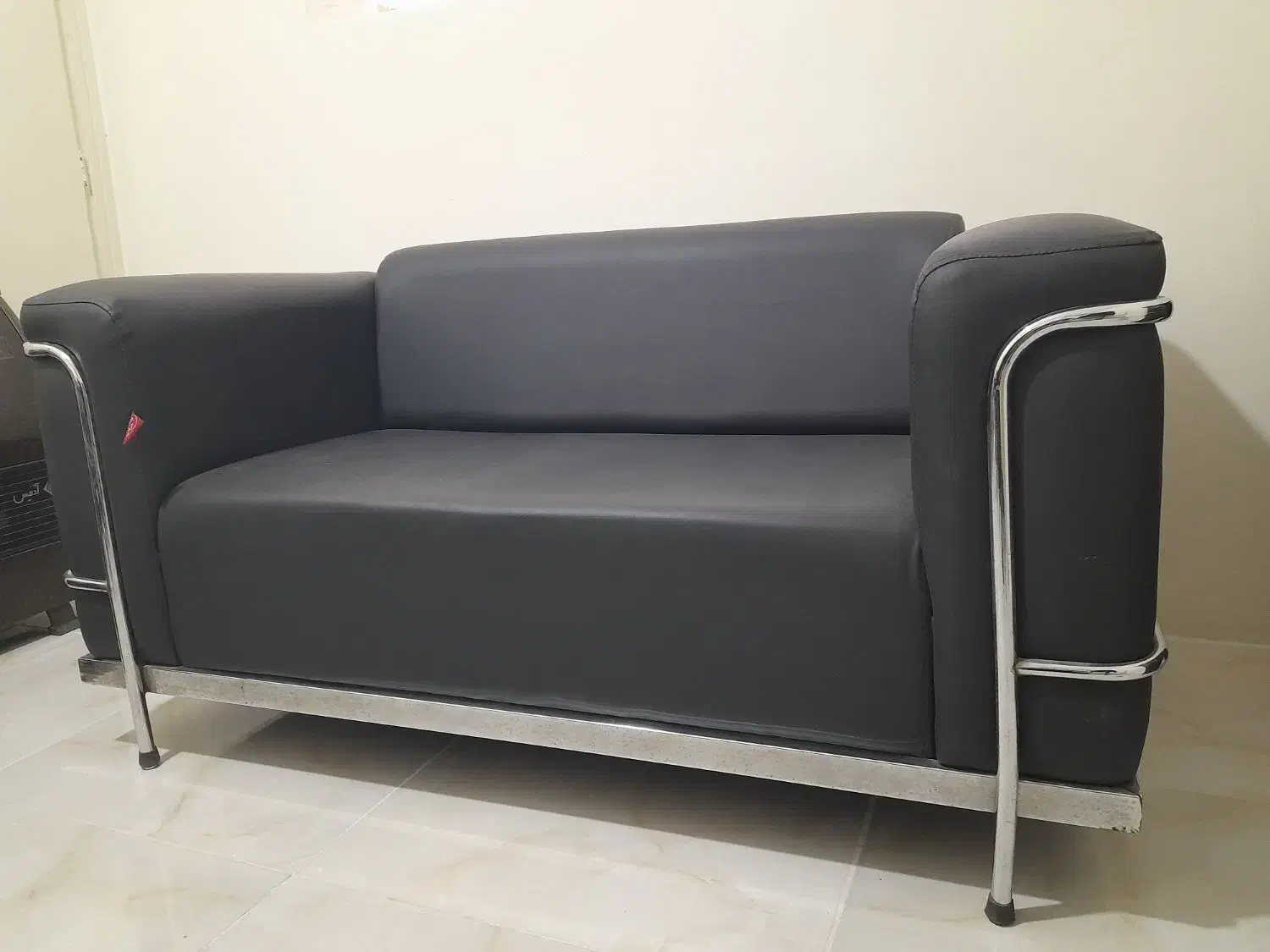 مبل تمام چرم پایه استیل|مبلمان خانگی و میز عسلی|گرگان, |دیوار