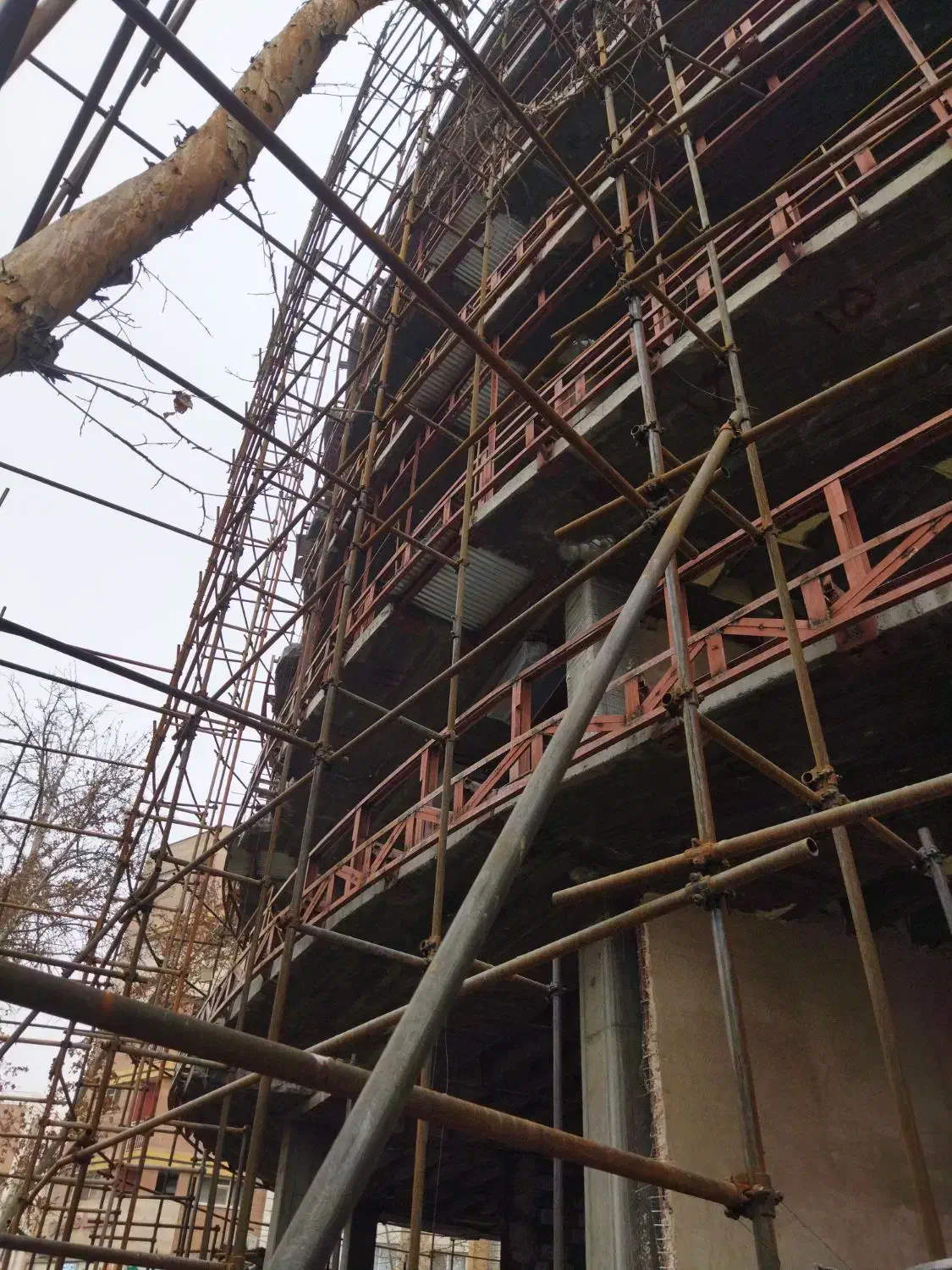 اجرای جوشکاری|خدمات پیشه و مهارت|اصفهان, باغ زرشک|دیوار