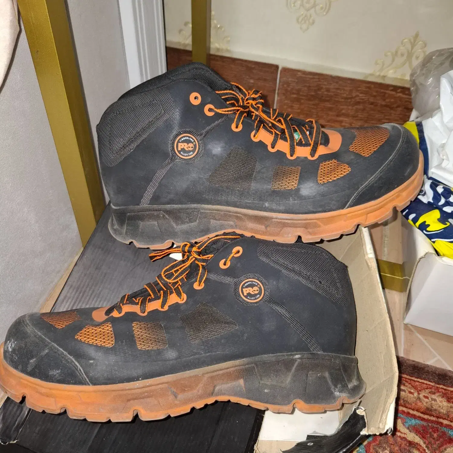 timberland اصلی|کیف، کفش، کمربند|ساری, |دیوار