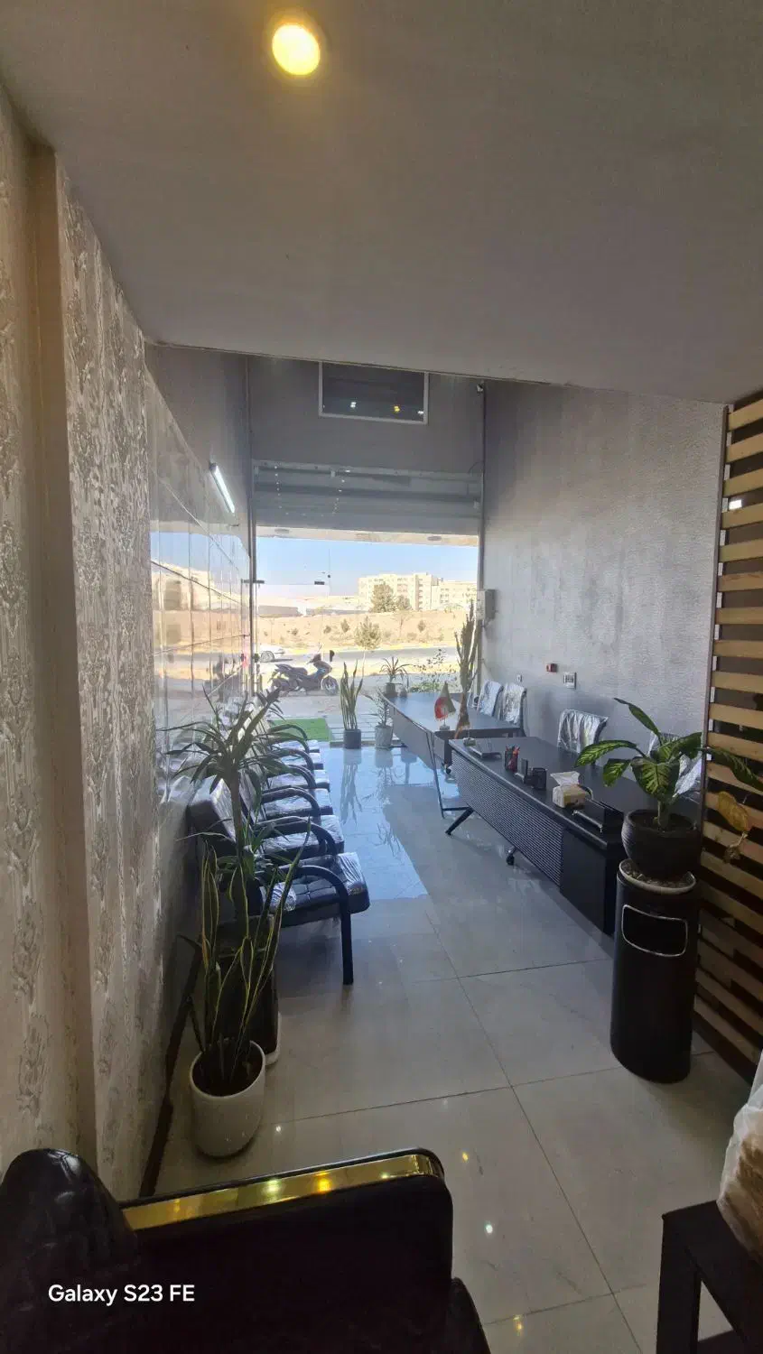 جذب مشاور خانوم و اقا در دفتر املاک ۵ستاره|استخدام بازاریابی و فروش|هشتگرد, شهرک پامچال|دیوار