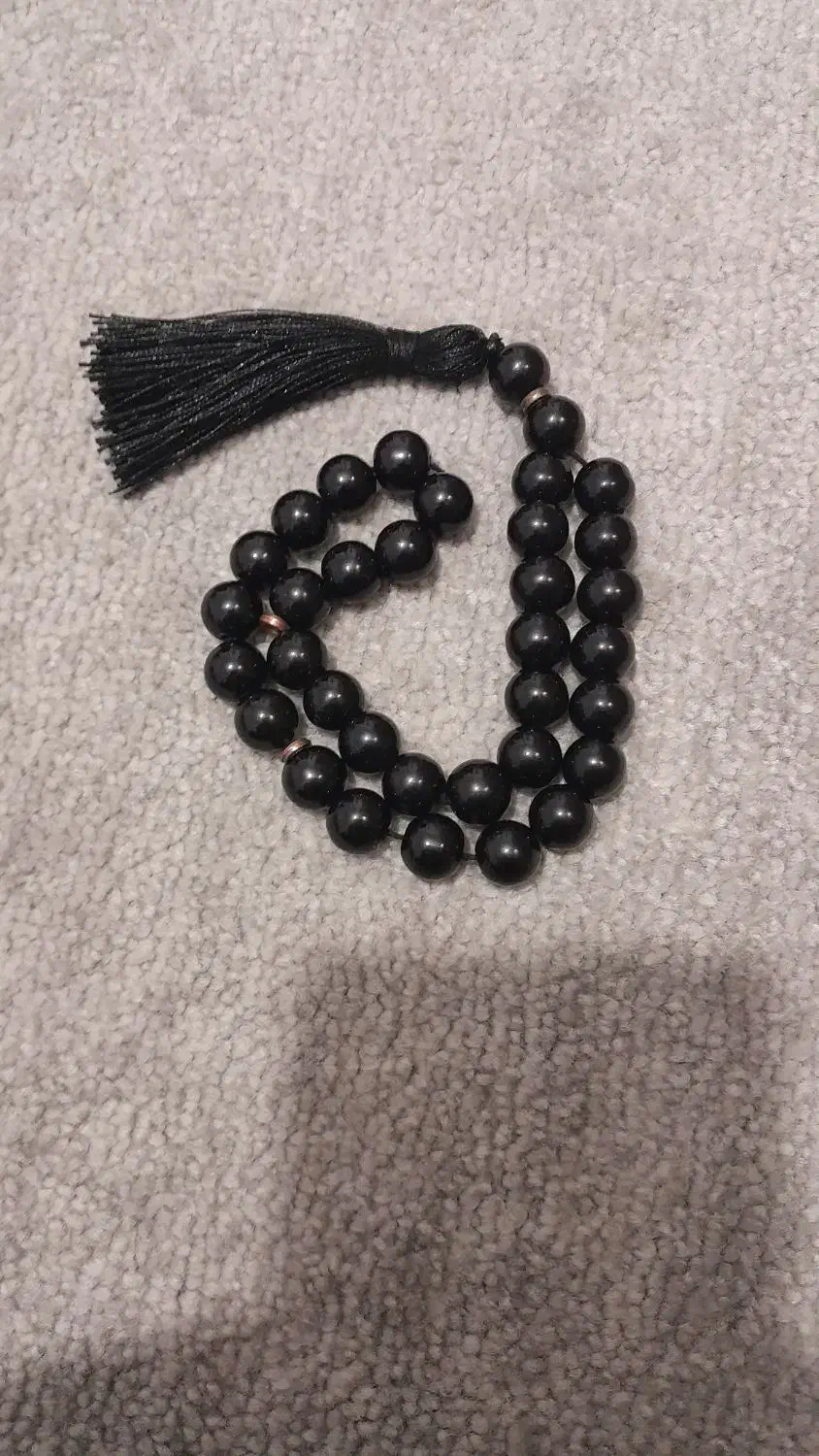 تسبیح از جنس سنگ|کلکسیون اشیاء عتیقه|جوانرود, |دیوار