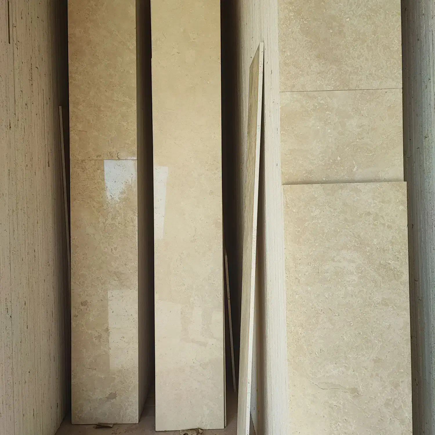 ابگرم و حاجی آباد|مصالح و تجهیزات ساختمان|دلیجان, |دیوار