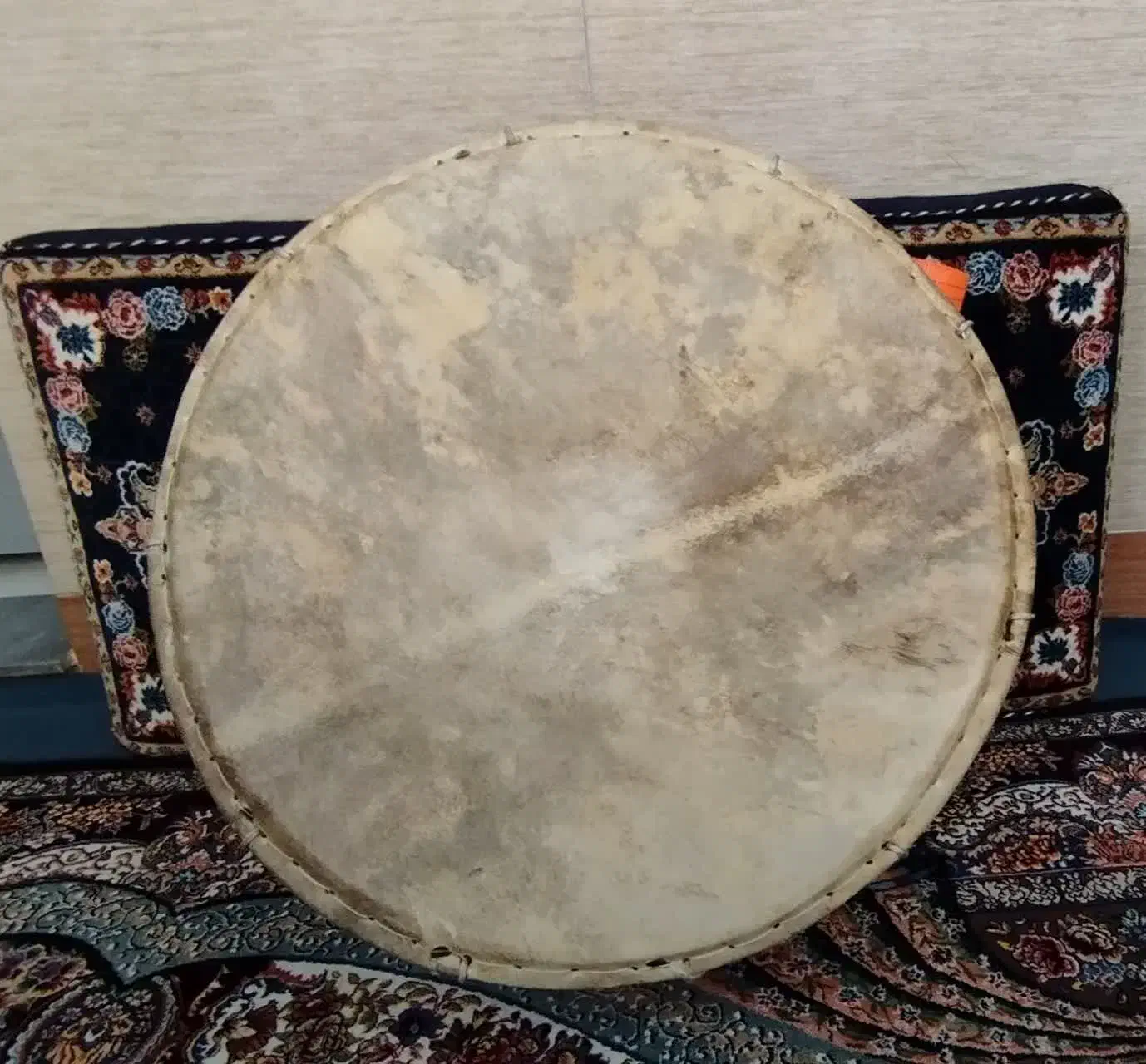 دهل فروشی|درام و پرکاشن|ساوه, |دیوار