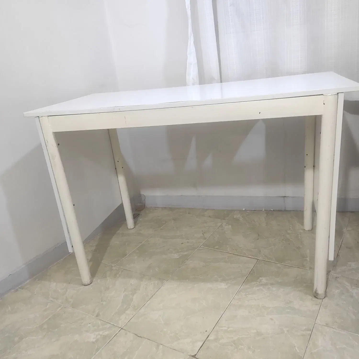 میز|میز تحریر و کامپیوتر|اهواز, آسیاباد|دیوار