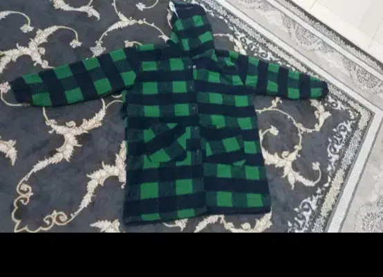 پالتو|لباس|کرمانشاه, |دیوار