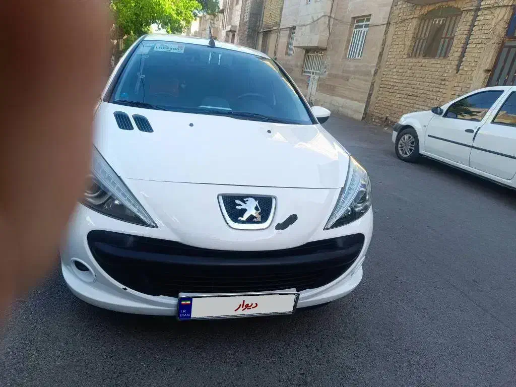 207|خودرو سواری و وانت|شیراز, مسلم|دیوار