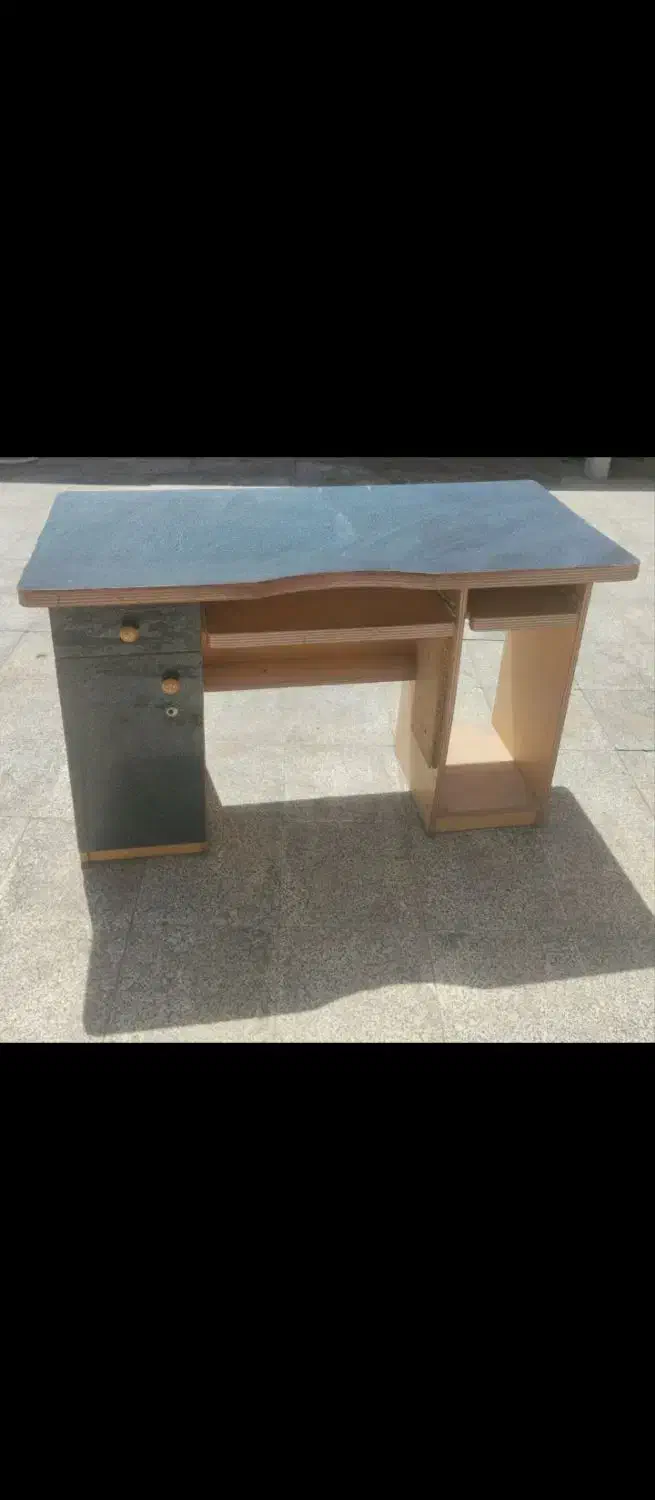 میز کامپیوتر  دست دوم حراج شد|میز تحریر و کامپیوتر|رفسنجان, |دیوار