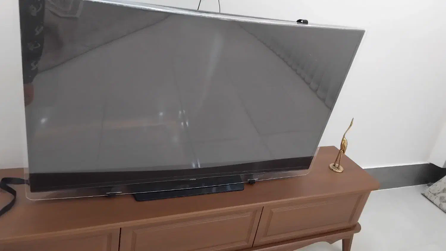 محافظ تلوزیون ۴۸ تا ۵۰ اینچ|تلویزیون و پروژکتور|تربت‌حیدریه, یحیی آباد|دیوار