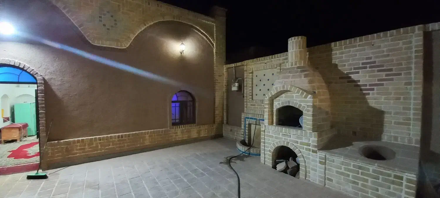 بوم گردی قصر فیروز ه|اجارهٔ کوتاه‌مدت ویلا و باغ|گرمسار, |دیوار