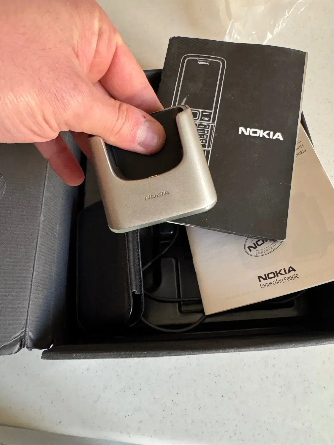 8800ارت کربن|موبایل|تهران, فدک|دیوار