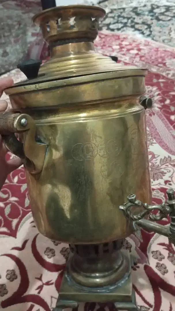 سماور عتیقه مهر دستی روسی|کلکسیون اشیاء عتیقه|تهران, بهداشت|دیوار