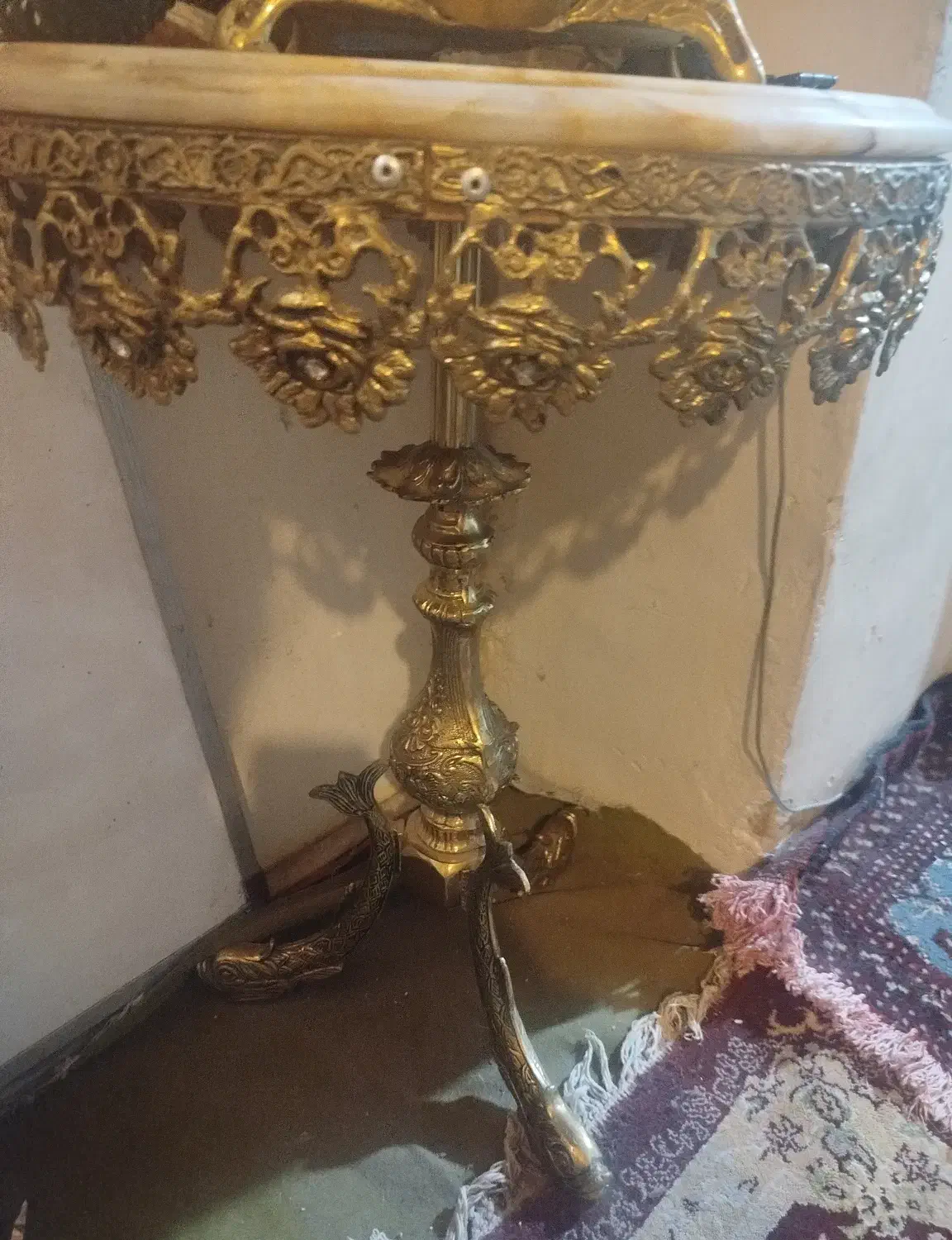 میز تلفن وتلفن برنز|میز تلفن|کرج, ساسانی (قلمستان)|دیوار