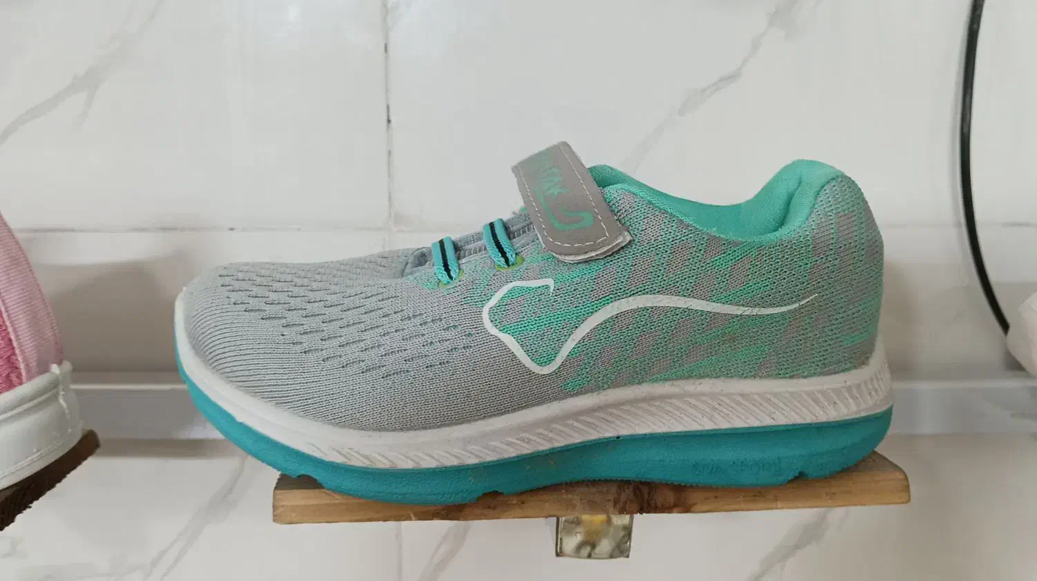 کفش باشگاه سایز 36|کیف، کفش، کمربند|سبزوار, شهرک ابوذر|دیوار