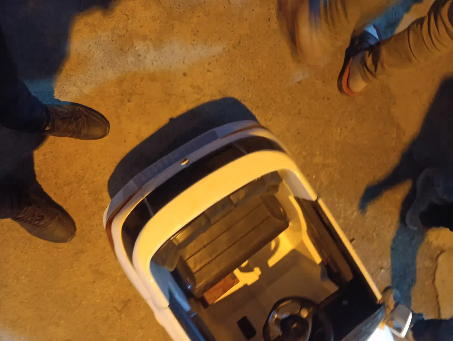 ماشین شارژی دو موتوره|اسباببازی|مهاباد (آذربایجان غربی), |دیوار