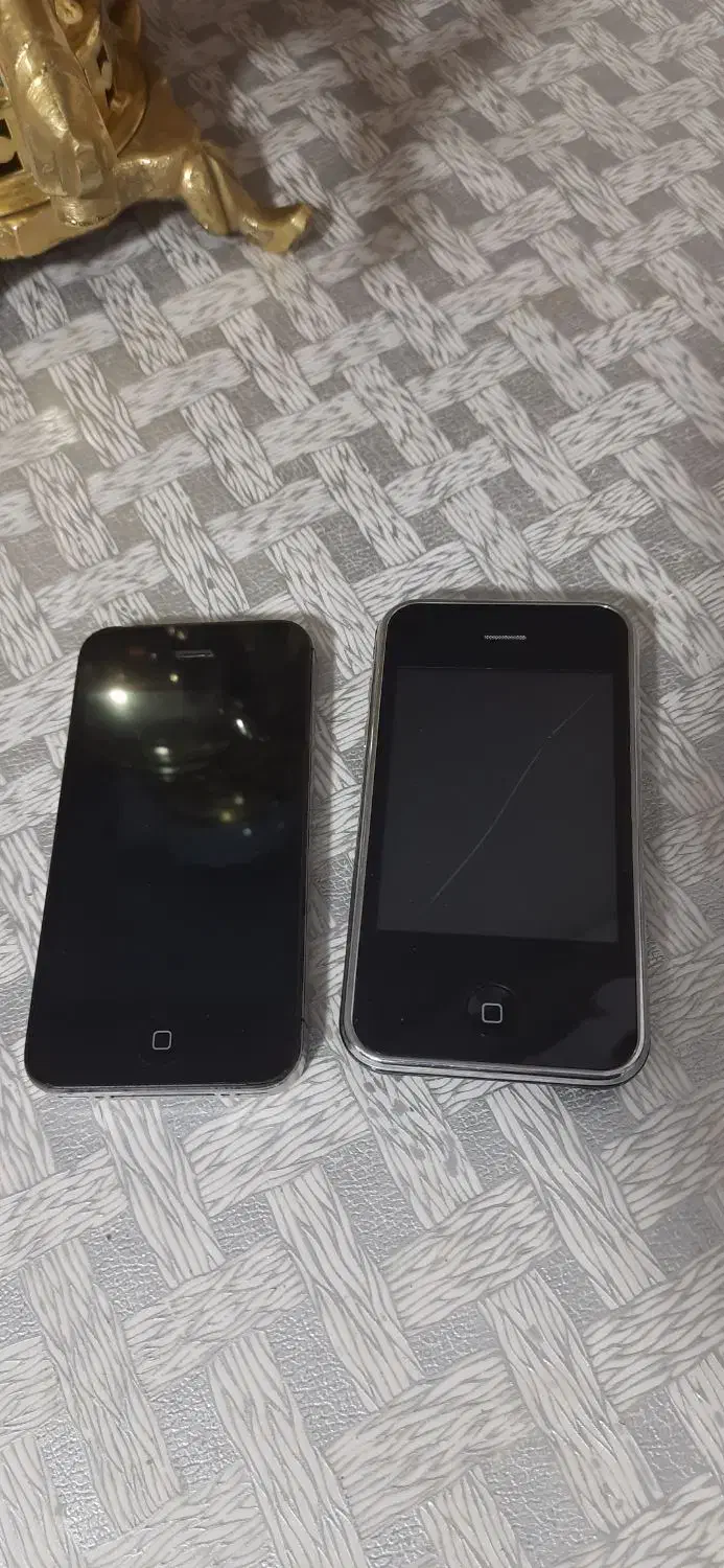 ام پی تری ای پد و گوشی قدیمی اپل|موبایل|مشکین‌دشت, |دیوار