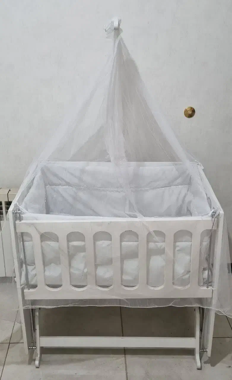 تخت گهواره/تخت گهواره کنار مادر|تخت و صندلی بچه|فردیس, خیام شرقی|دیوار