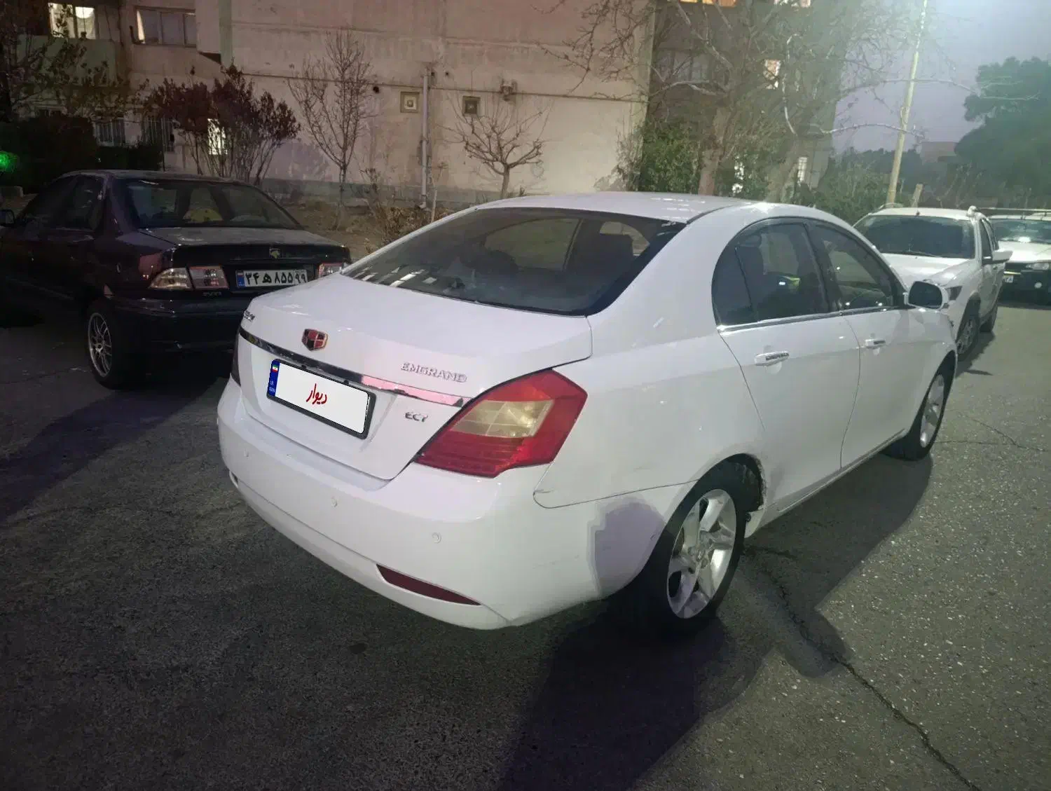 جیلی امگرند 2013 سفید بیرنگ|خودرو سواری و وانت|تهران, مهرآباد|دیوار