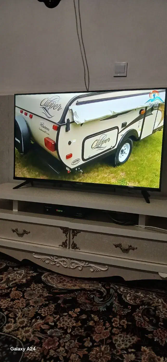 تلویزیون در حد نو|تلویزیون و پروژکتور|محمدشهر, محمدشهر|دیوار