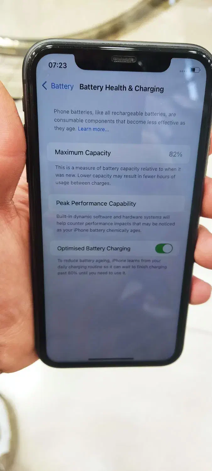 گوشی آیفون 11نرمال|موبایل|شیراز, شاه قلی بیگی|دیوار