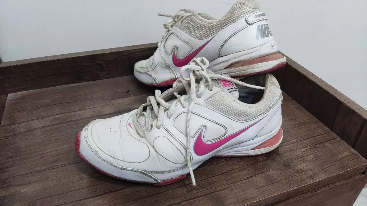 کفش اسپرت|کیف، کفش، کمربند|الوند, |دیوار