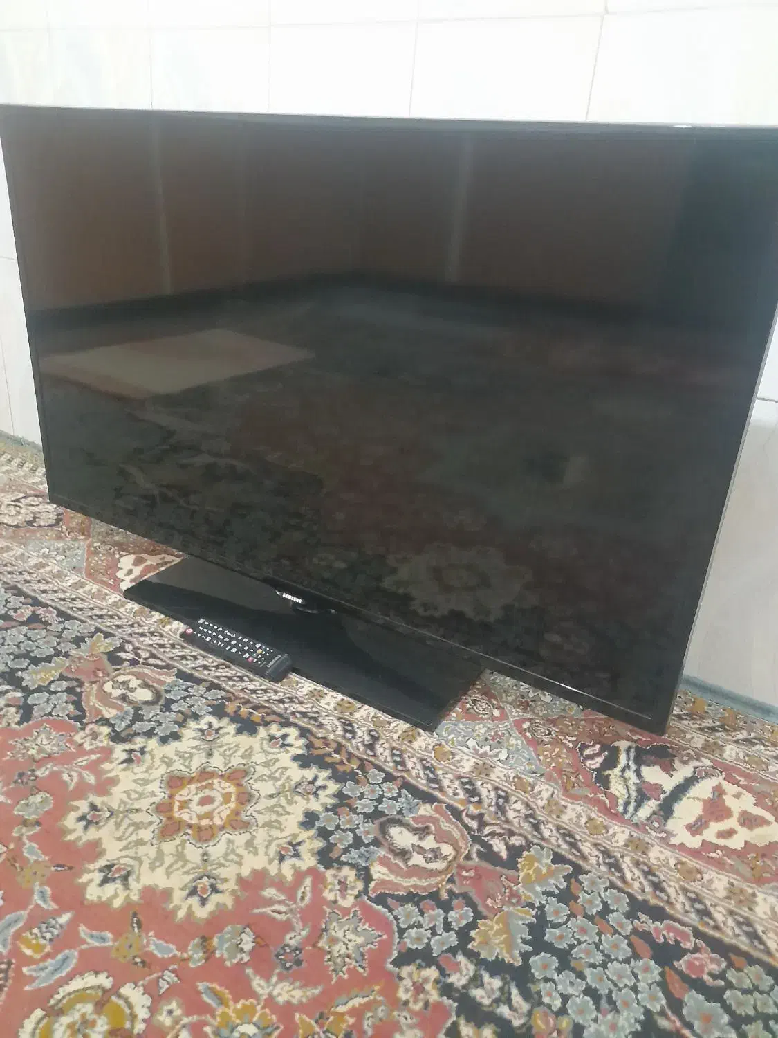 ال ای دی ۴۶اینچ سامسونگ دیجیتال سر خود|تلویزیون و پروژکتور|لردگان, |دیوار