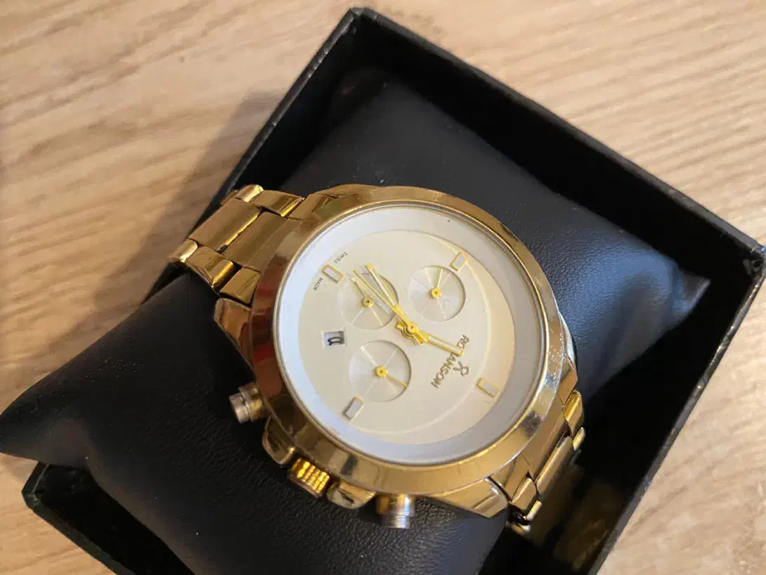 ساعت مچی اسپرت (هم زنانه هم مردانه )|ساعت|خوی, |دیوار