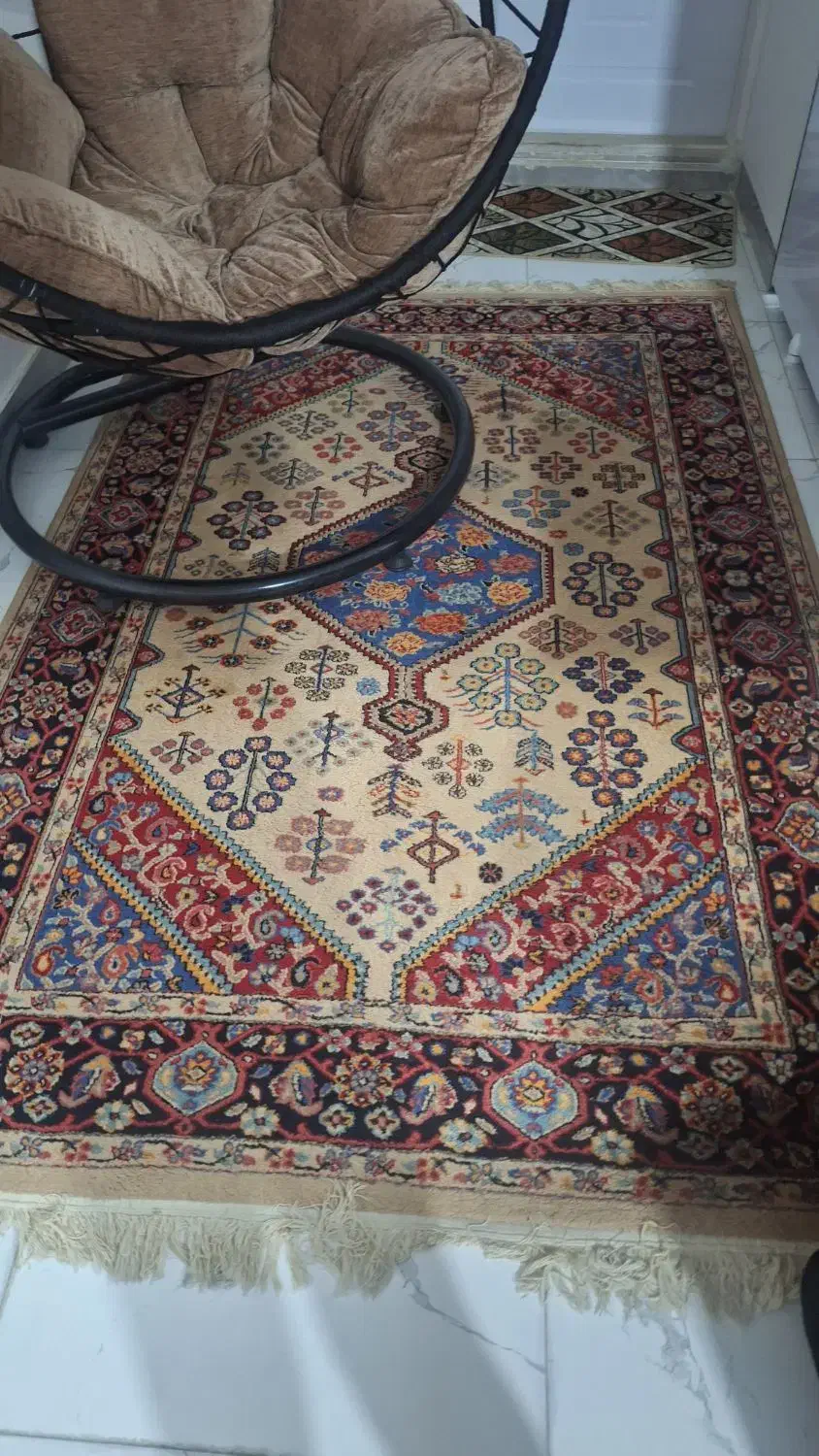 فرش ۴متری و پادری نو|فرش|رشت, کوی امام رضا|دیوار