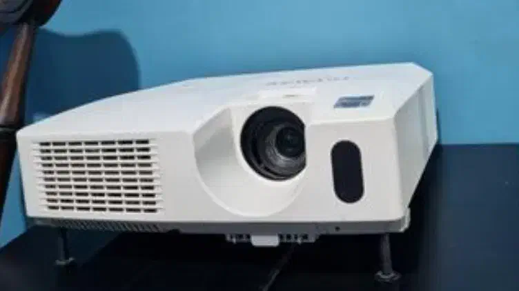 ویدئو پروژکتور HITACHI|تلویزیون و پروژکتور|خوی, |دیوار