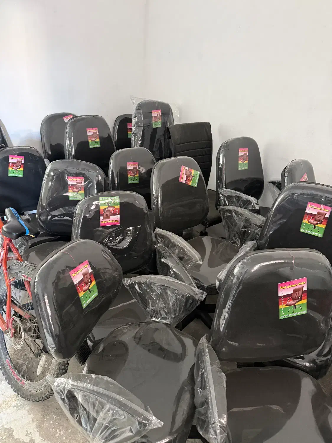 صندلی اداری انتظار|صندلی و نیمکت|آق قلا, |دیوار