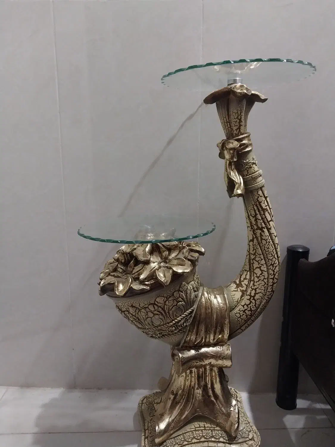 میز تلفن|میز تلفن|اهواز, یوسفی|دیوار