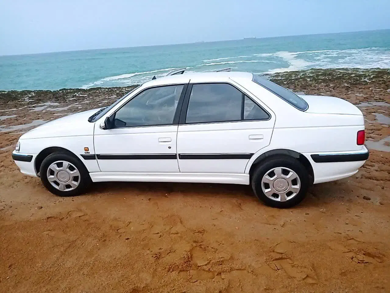 پژو پارس مدل ۹۸ تیوفایو بدون رنگ دریچه سیمی|خودرو سواری و وانت|زابل, |دیوار