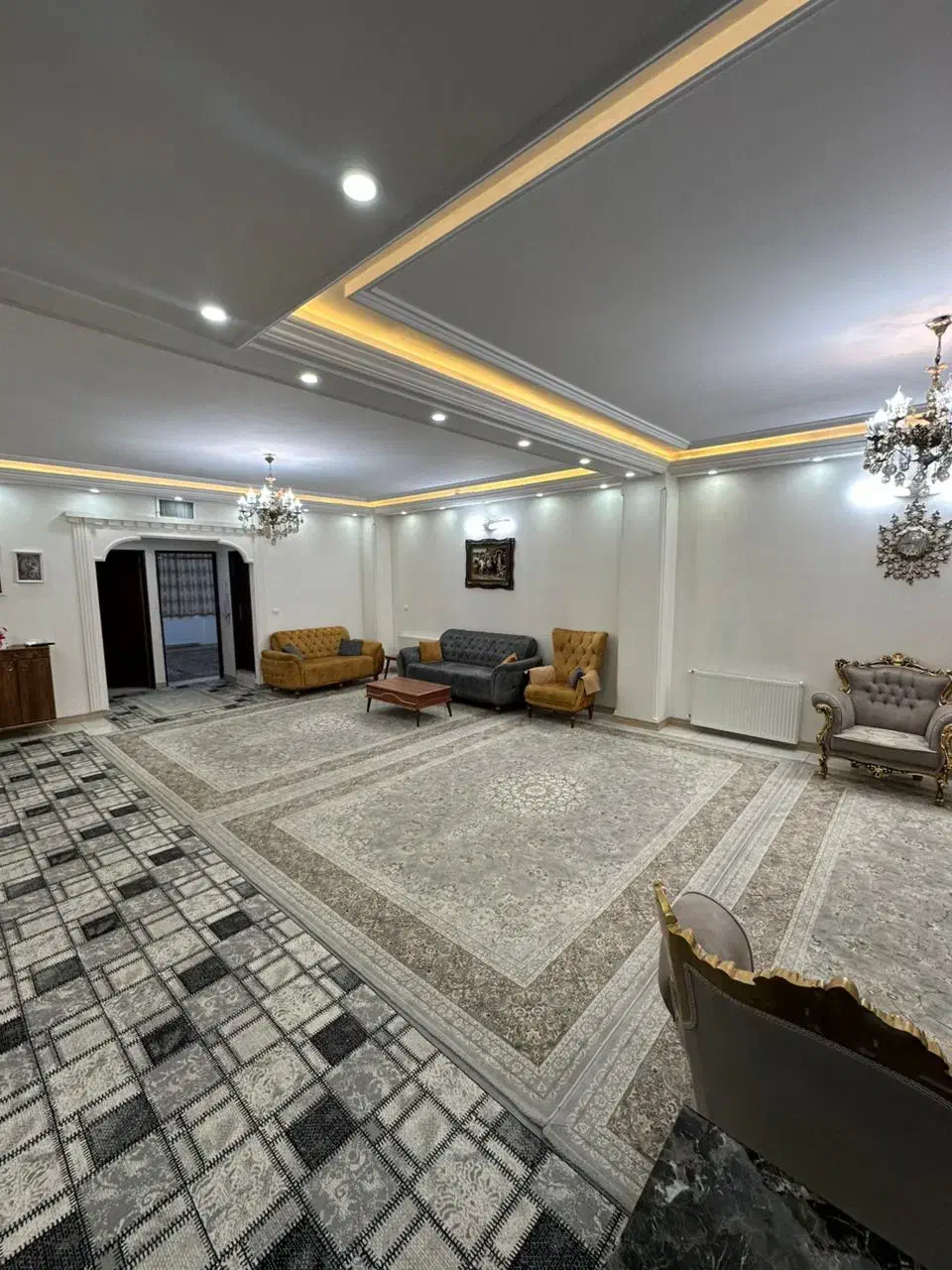 ۱۲۵ متر/سنددار/پارکینگ/نوساز/حصارک پایین اسلامشهر|فروش آپارتمان|بهارستان, |دیوار