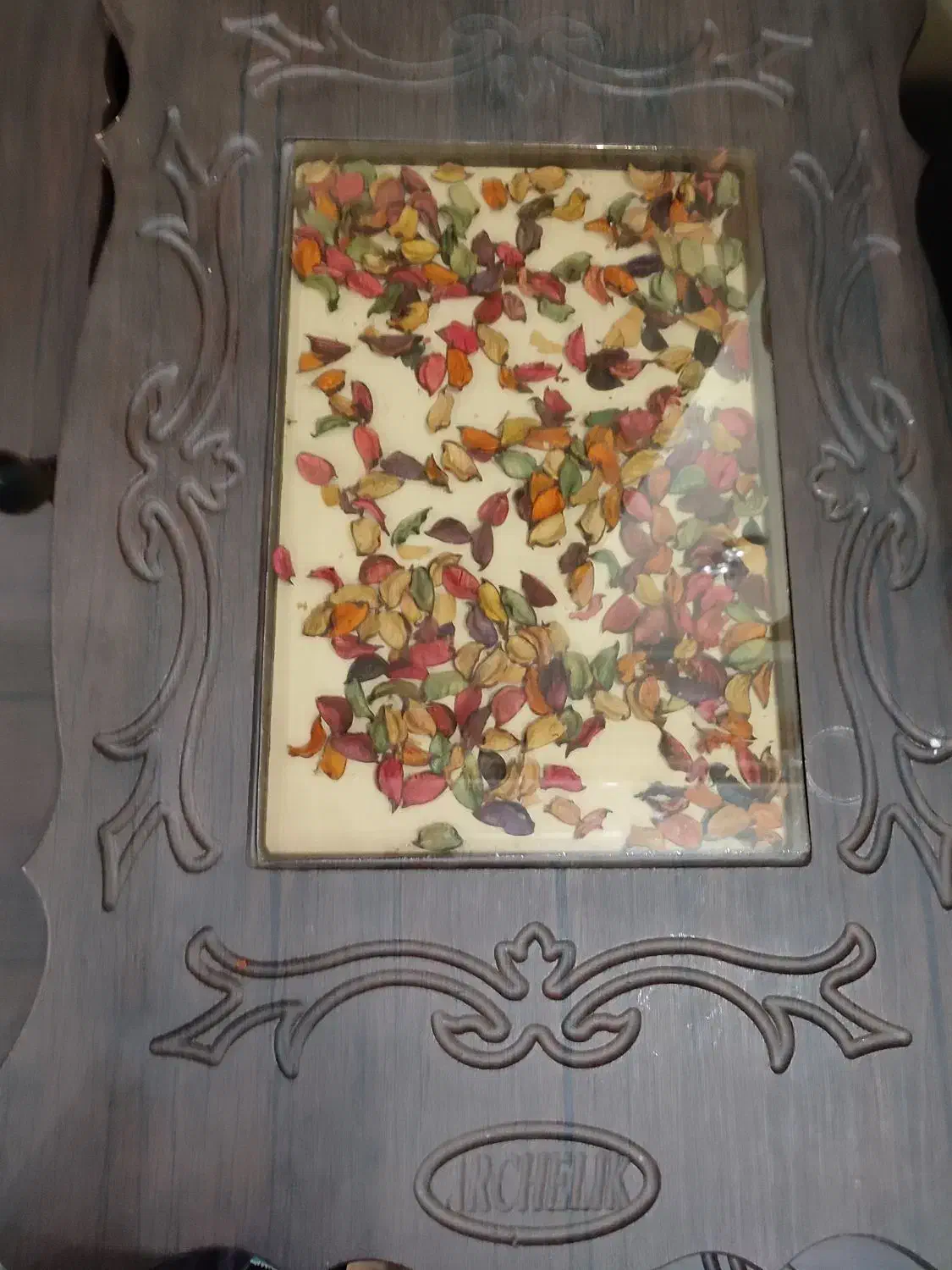 مبل چرم ۷نفره با ۱میز و۴عسلی|مبلمان خانگی و میز عسلی|دزفول, |دیوار