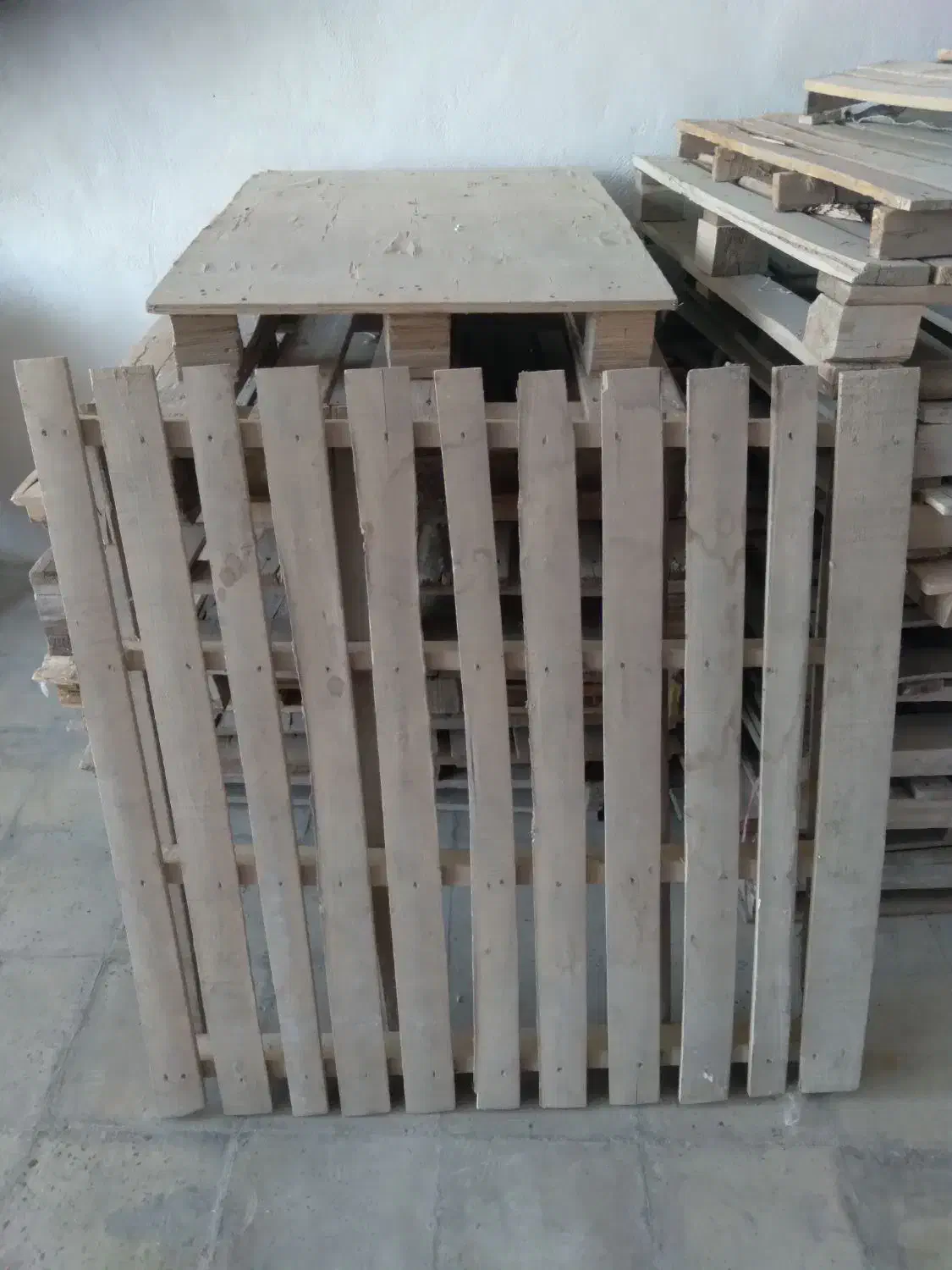 پالت چوبی|عمدهفروشی|ایوان, |دیوار