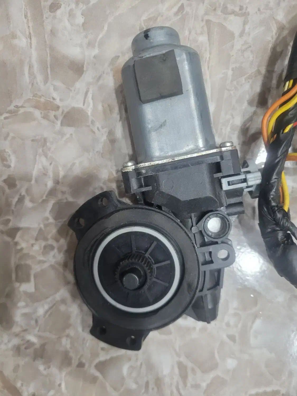 بالابر اپتیما رادیاتور و سلندر ترمز کالیبر اپتیما|قطعات یدکی و لوازم جانبی|آبادان, |دیوار